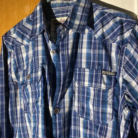 Button - Picture 2 of 4